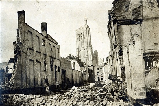 St. Jacob''s Church, Ypres, June 1915 van English Photographer