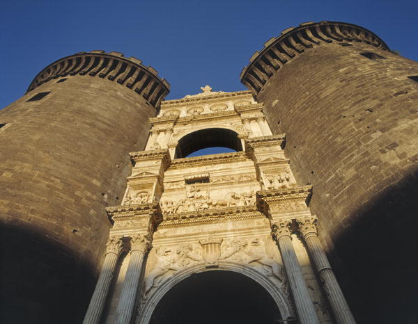 Triumphal arch bearing arms of Aragon and Triumph of Alfonso of Aragon on the exterior of Castelnuov van Italian School
