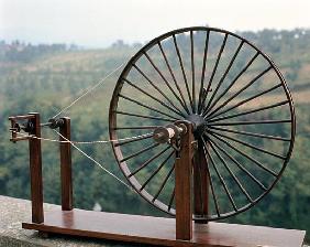 Model of a spinning machine from one of Leonardo''s drawings