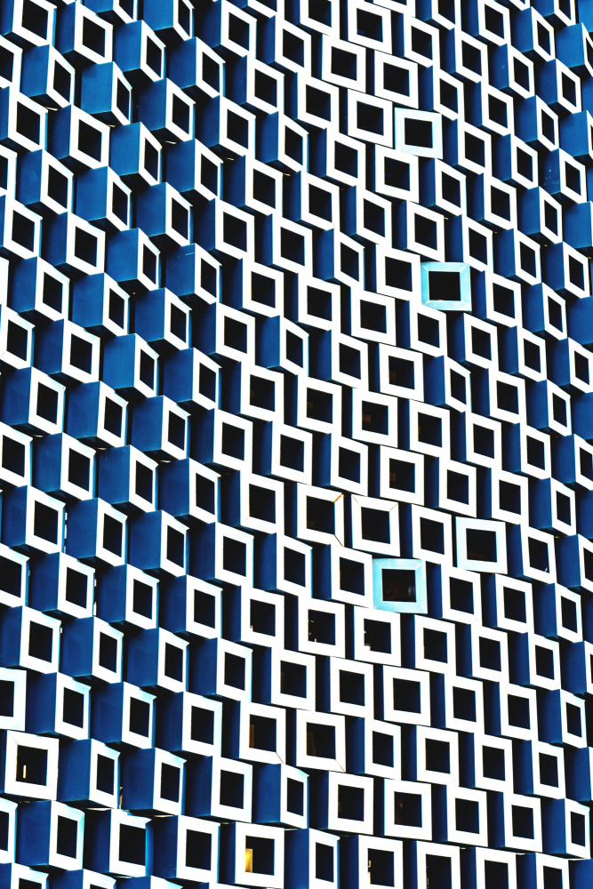 BLUE squares van Ali Abu Ras