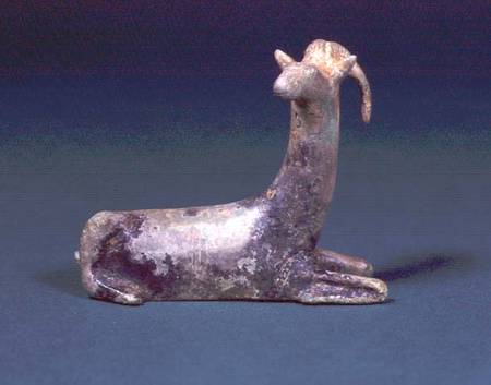 Hollow cast bronze horned goatpossibly originally attached to the rim of a vessel van Anoniem