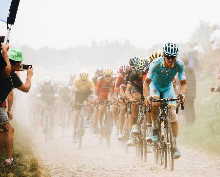 Cycling in the dust