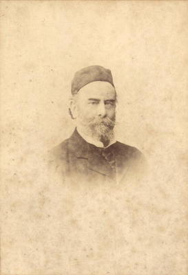 Portrait photograph of Alfred Sisley (1839-99) (sepia photo) van Clement Maurier