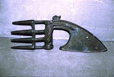 Axe blade with four spikes, from Lorestan, Iran van Elamite