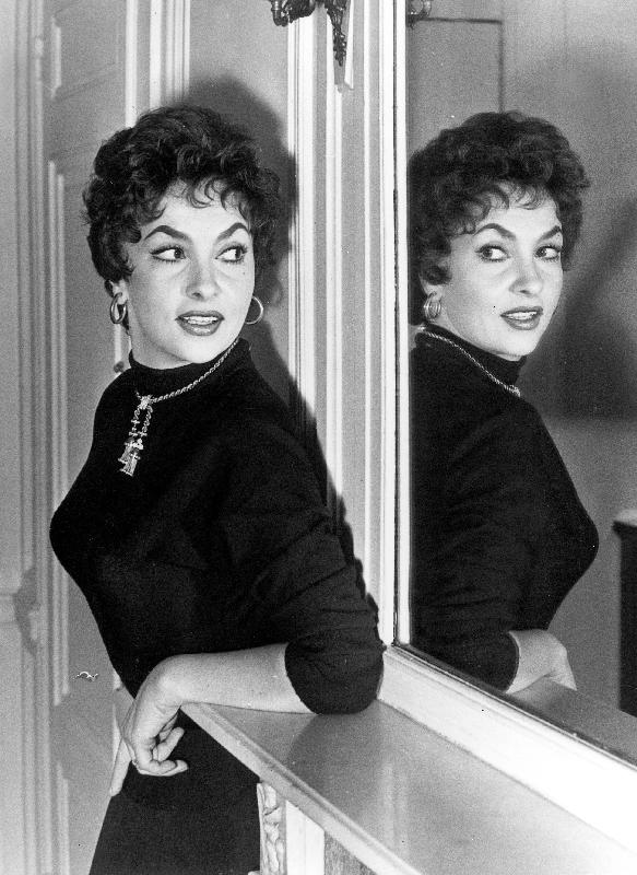 Actress Gina Lollobrigida van English Photographer, (20th century)