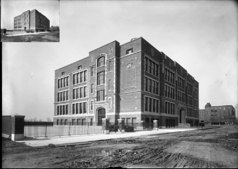 Edgar Allan Poe School, 1914 (b/w photo) van Franklin Davenport Edmunds