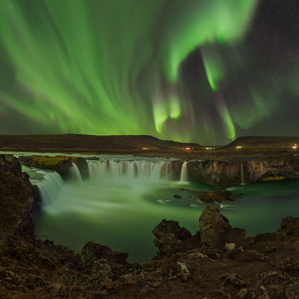 Waterfall of Gods van Jan Šmíd Master