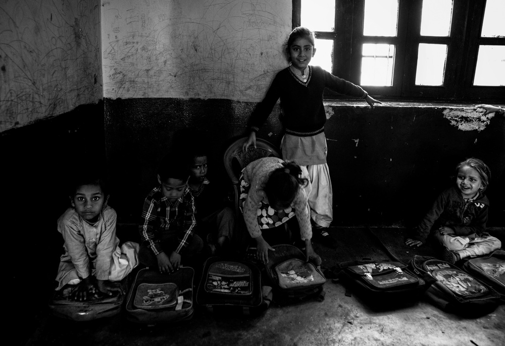 Children at school - Ladakh - India van Joxe Inazio Kuesta Garmendia
