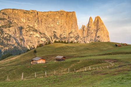 Schlern und Santnerspitze in Südtirol