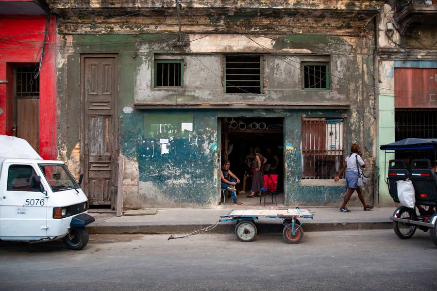Old Havana, Cuba van Miro May