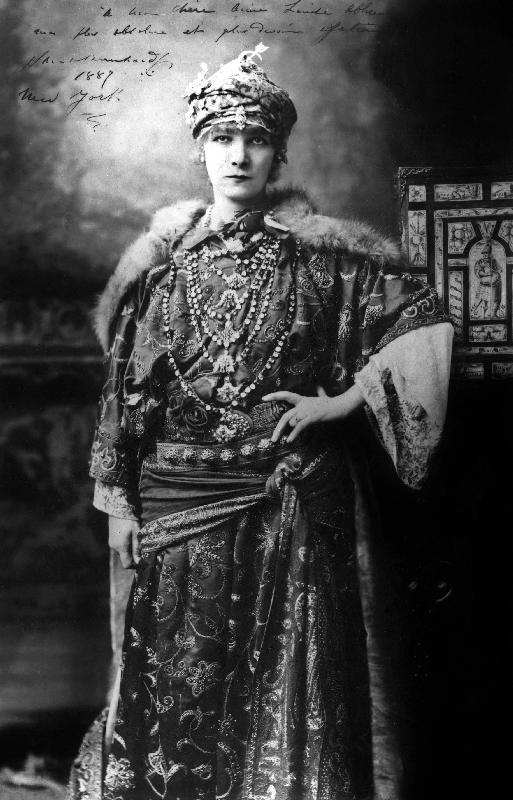 Actress Sarah Bernhardt in New York van 