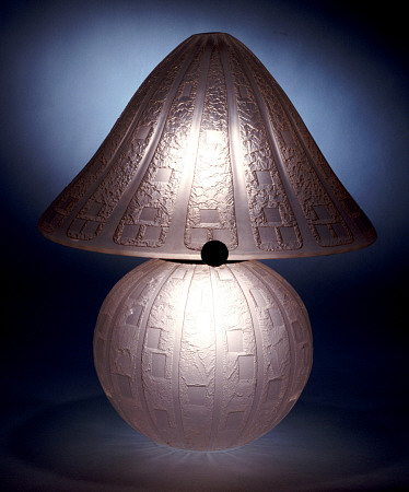 A Daum Art Deco Table Lamp, Frosted Glass And Wrought Iron,  Circa 1925 van 