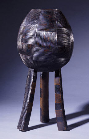 An Ovoid Swazi Vessel With Chequerboard Horizontal And Vertical Grooves van 