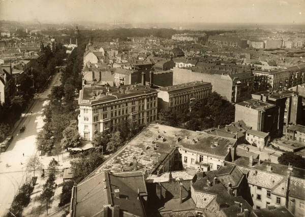 Berlin,Blick vom Rathaus Charlottenburg van 