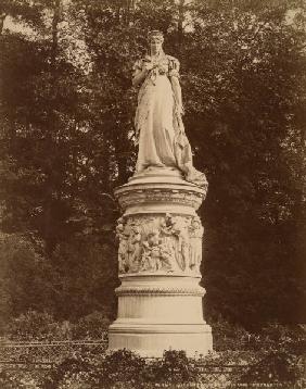 Berlin,Denkmal Koenigin Luise / Levy