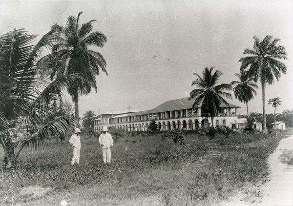 European hospital in Douala, Cameroon , c.1910 (b/w photo)  van 