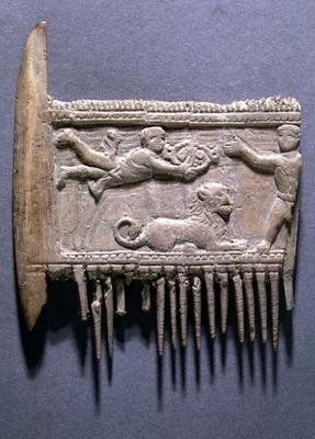 Fragment of a hair comb seen from the back with a relief depicting a religious scene, Greek (ivory) van 