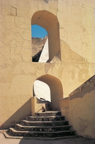 Jantar Mantar astronomical observatory (photo)  van 