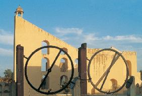 Jantar Mantar astronomical observatory (photo) 