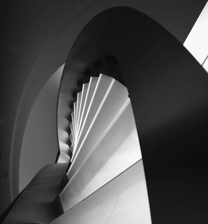 Straight and curves lines van Olavo Azevedo