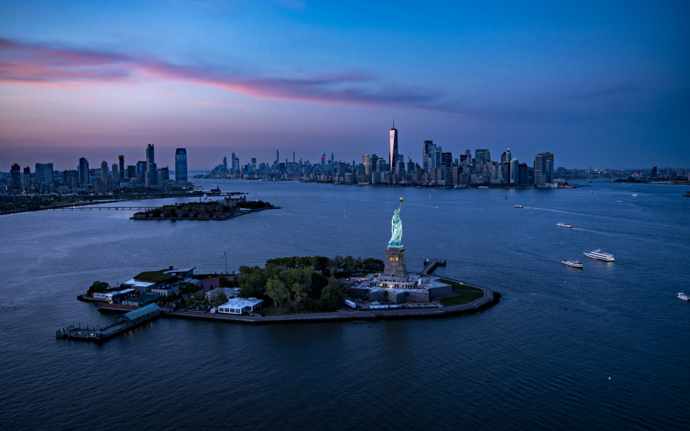 Lady Liberty van Robert Sherman