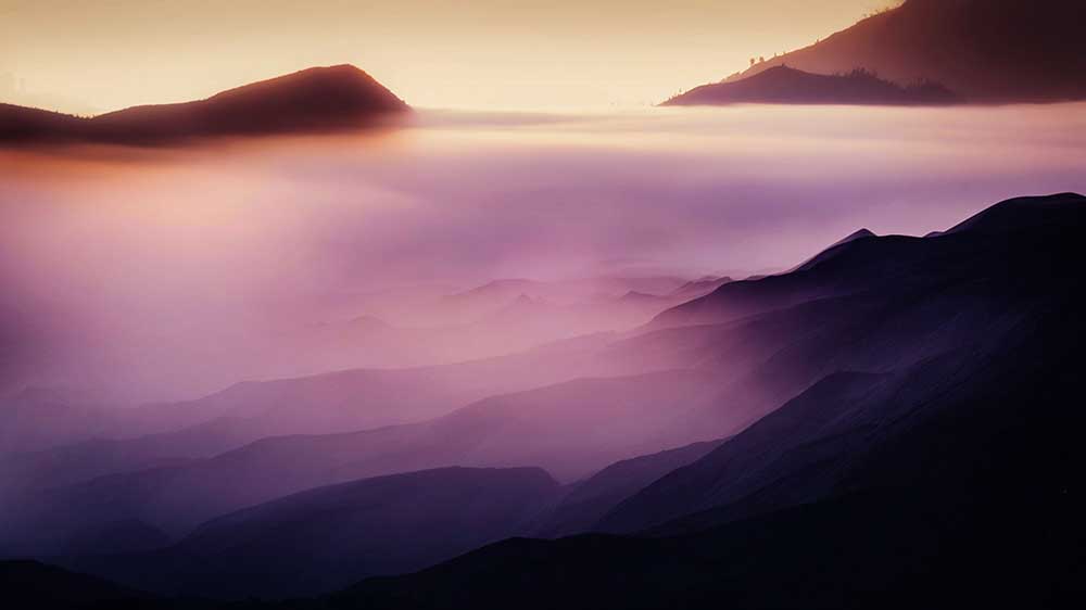 Land of fog II van Rudi Gunawan