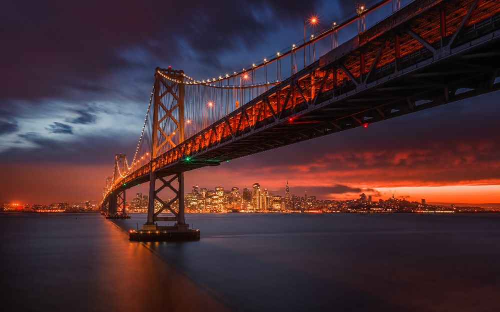 Fire over San Francisco van Toby Harriman